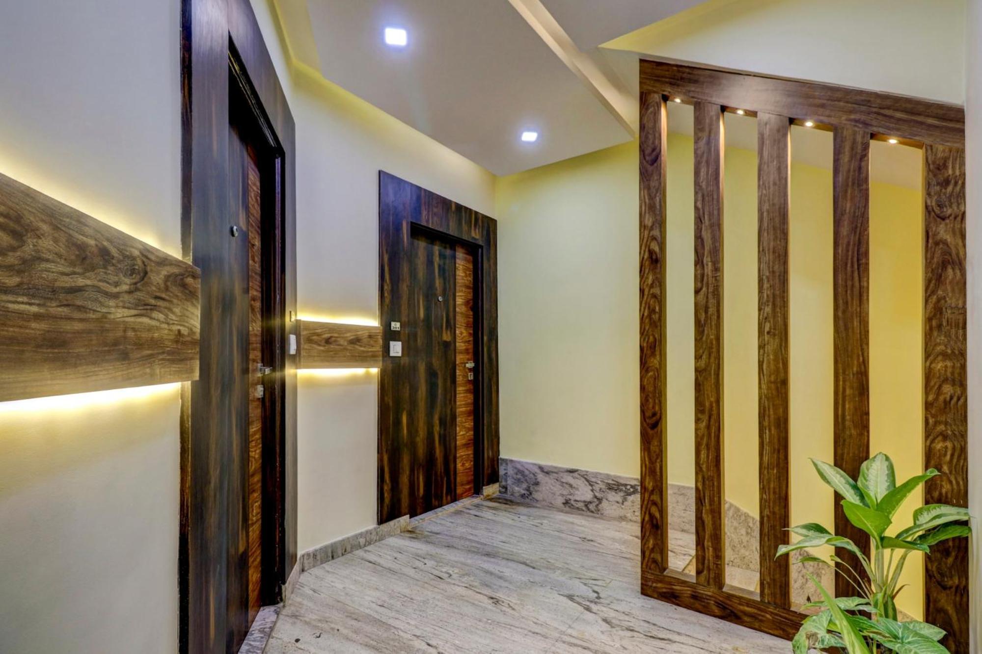 Hotel Collection O Karthika Residency Bangalore Esterno foto